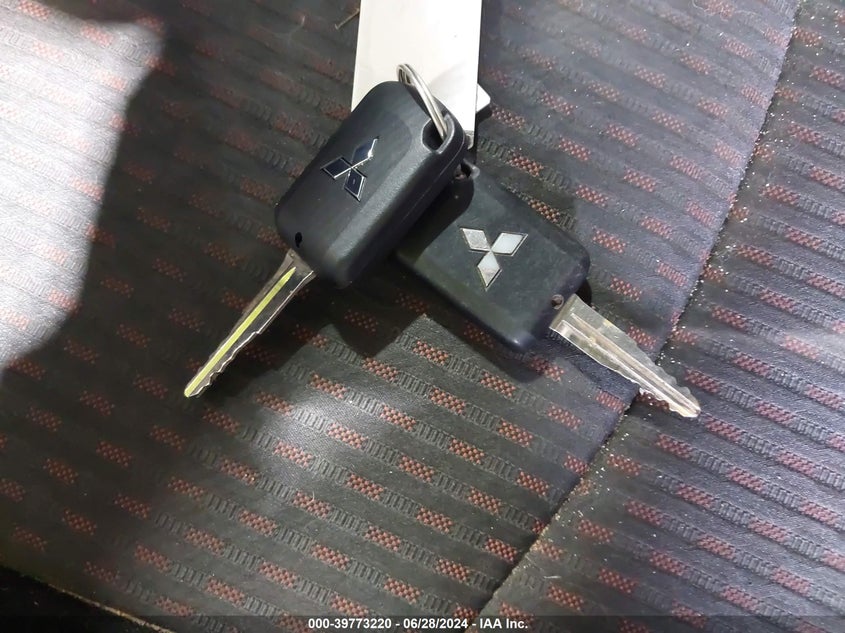 2018 Mitsubishi Outlander Sport 2.0 Es VIN: JA4AR3AU5JZ030275 Lot: 39773220