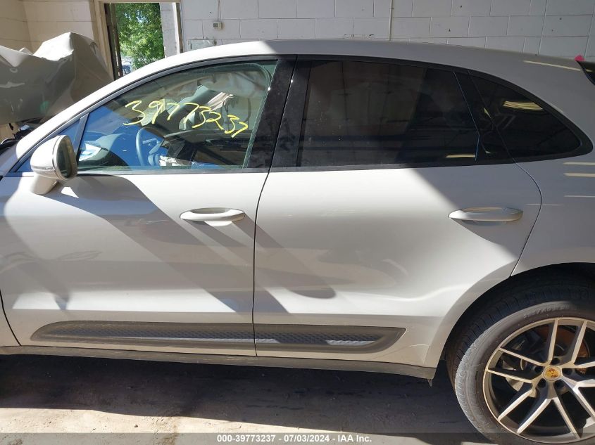 2022 Porsche Macan VIN: WP1AA2A54NLB06544 Lot: 39773237