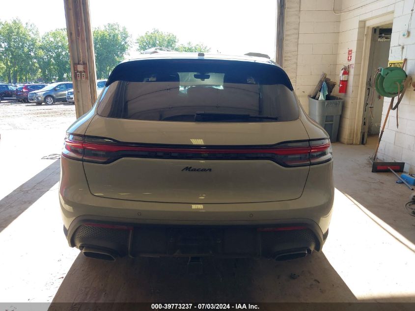 2022 Porsche Macan VIN: WP1AA2A54NLB06544 Lot: 39773237