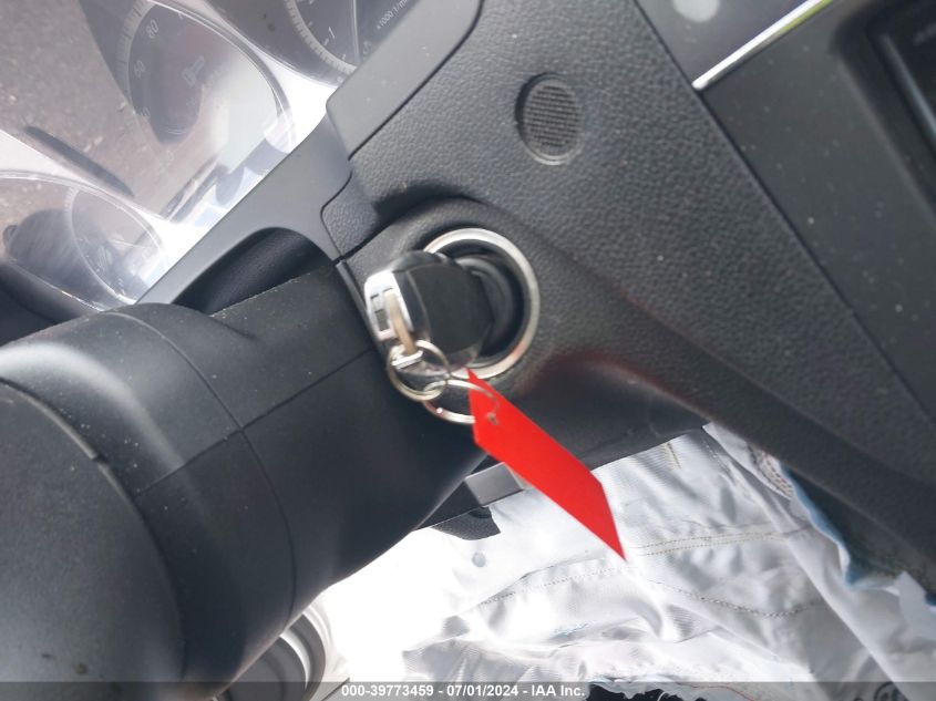 2010 Mercedes-Benz C-Class C 300 Sport/Luxury 4Matic VIN: WDDGF8BB9AR121820 Lot: 39773459