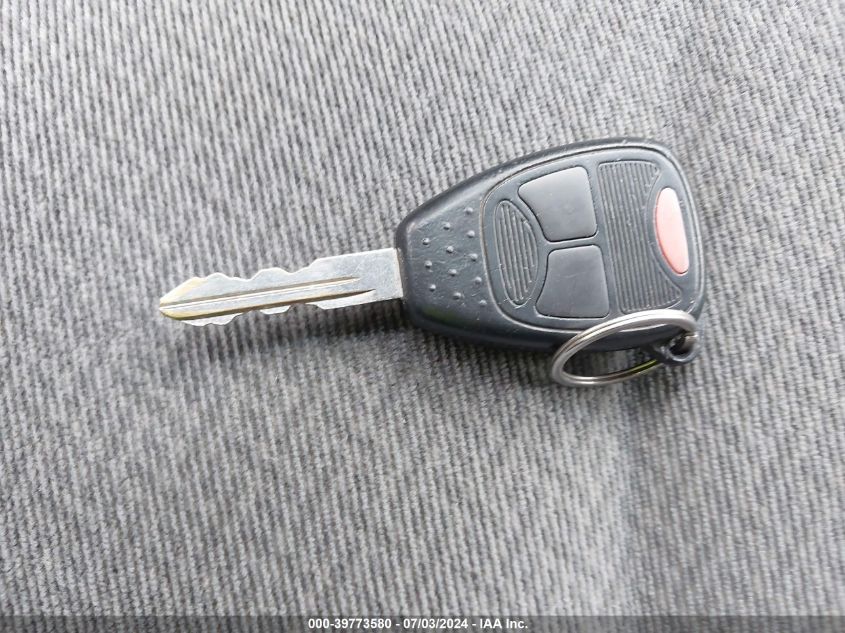 2005 Dodge Caravan Sxt VIN: 1D4GP45R75B281933 Lot: 39773580