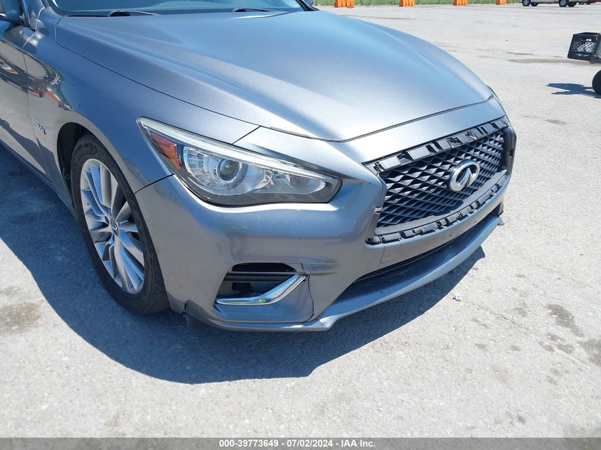 VIN JN1EV7AP8JM590179 2018 INFINITI Q50 3.0T LUXE