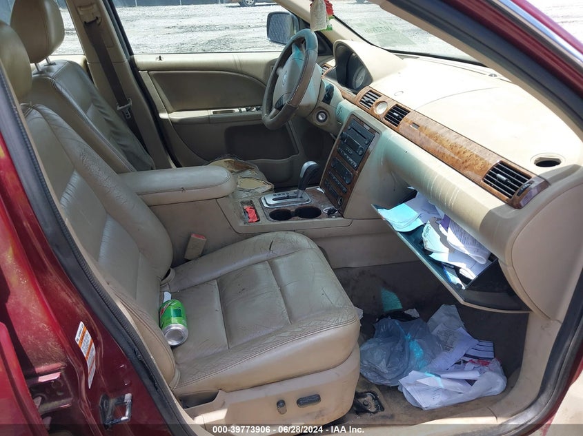 2005 Ford Five Hundred Limited VIN: 1FAHP25185G119057 Lot: 39773906