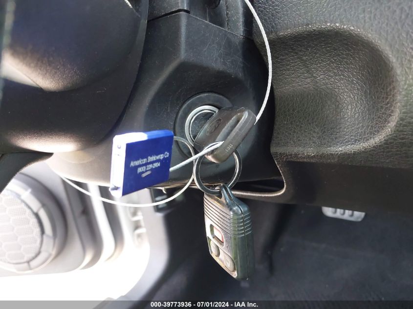 2007 Ford Mustang V6 Deluxe/V6 Premium VIN: 1ZVFT84N975355104 Lot: 39773936