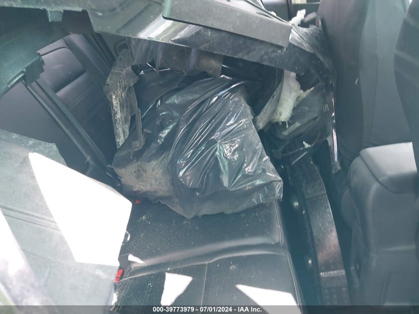 VIN MAJ6P1WL5JC216574 2018 FORD ECOSPORT TITANIUM