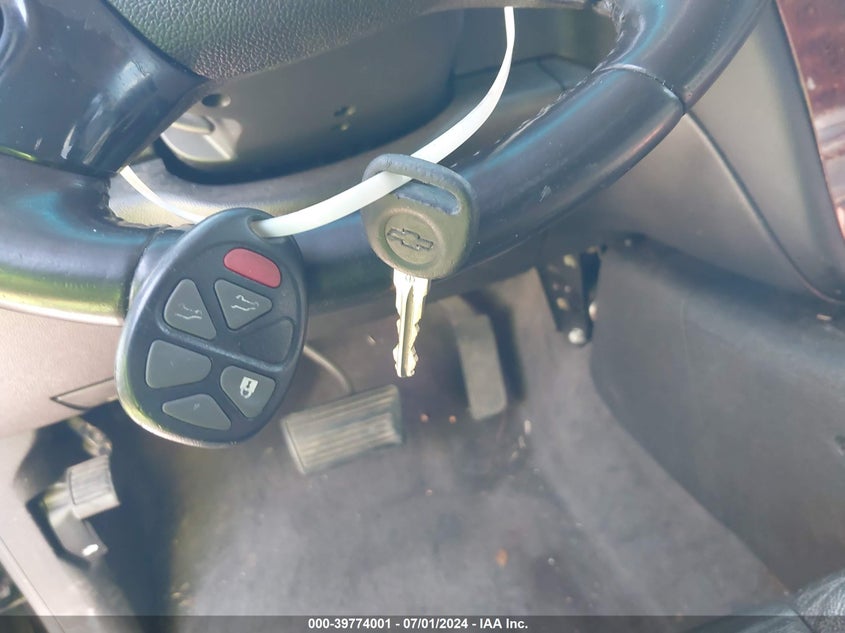 2007 Chevrolet Tahoe Lt VIN: 1GNFC13J67R411220 Lot: 39774001