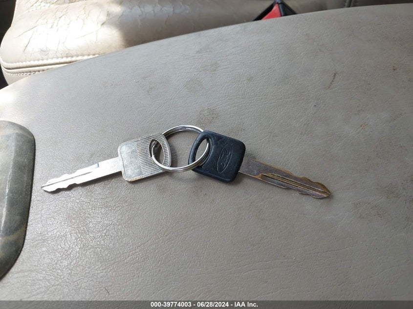 2004 Ford F-250 Lariat/Xl/Xlt VIN: 1FTNX20S84EA23436 Lot: 39774003