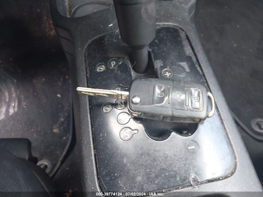 2007 Volkswagen New Beetle 2.5 VIN: 3VWSF31Y77M403071 Lot: 39774124