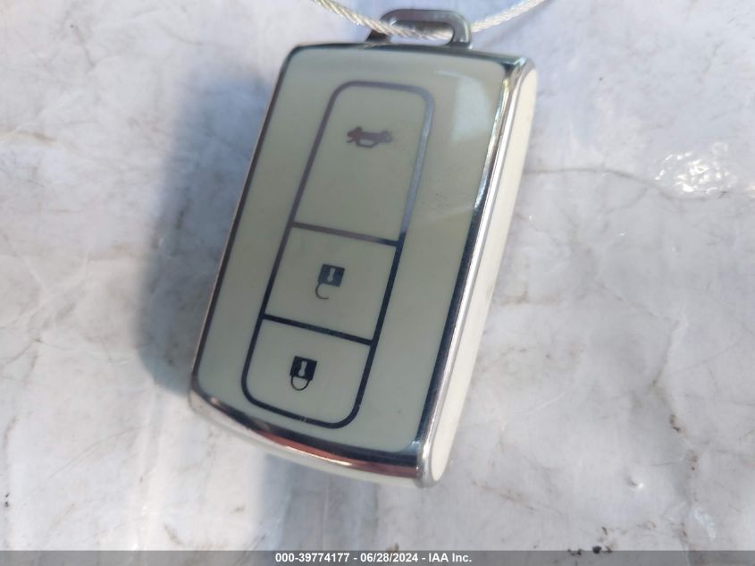 2004 Toyota Prius VIN: JTDKB20U140015856 Lot: 39774177