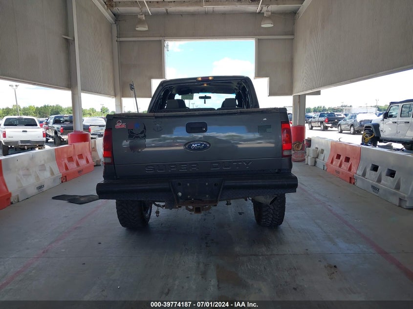 2004 Ford F-250 Lariat/Xl/Xlt VIN: 1FTNW21P44EA96932 Lot: 39774187