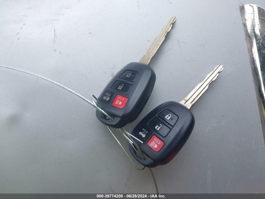 2013 Toyota Camry Se VIN: 4T1BF1FK2DU204718 Lot: 39774208