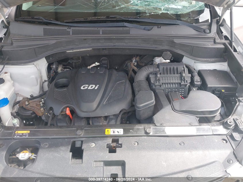 2016 Hyundai Santa Fe Sport 2.4L VIN: 5XYZTDLB1GG329104 Lot: 39774240