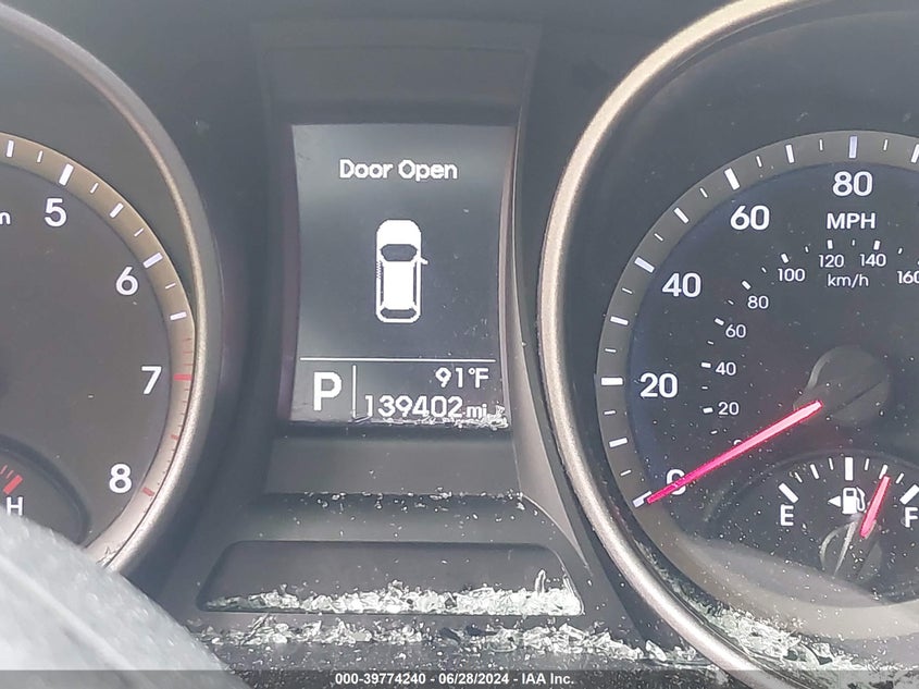 2016 Hyundai Santa Fe Sport 2.4L VIN: 5XYZTDLB1GG329104 Lot: 39774240