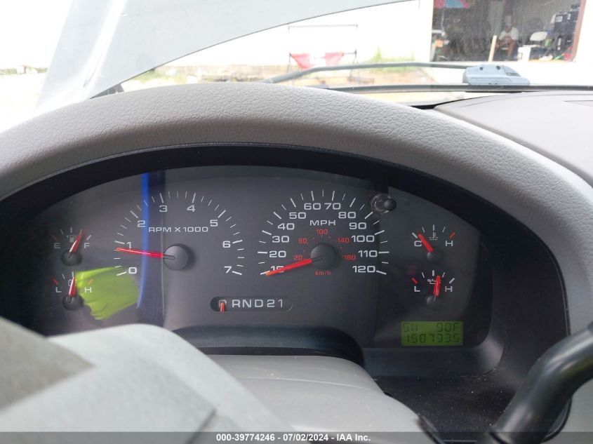 2005 Ford F-150 Stx/Xlt VIN: 1FTRF02W05KC57422 Lot: 39774246