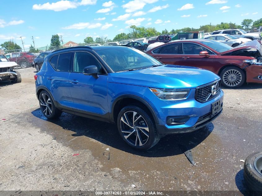 2020 Volvo Xc40 T5 R-Design VIN: YV4162UM2L2283759 Lot: 39774263