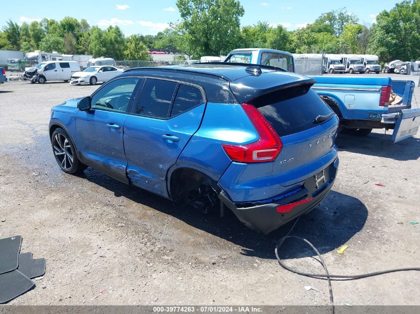 2020 Volvo Xc40 T5 R-Design VIN: YV4162UM2L2283759 Lot: 39774263