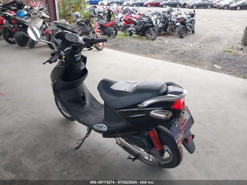 VIN RFVPAP5A4N1131350 2022 GENUINE SCOOTER CO. BUDDY 50