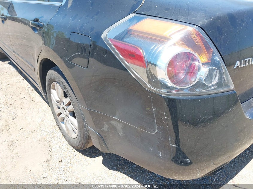 2011 Nissan Altima 2.5 S VIN: 1N4AL2AP8BN408762 Lot: 39774406
