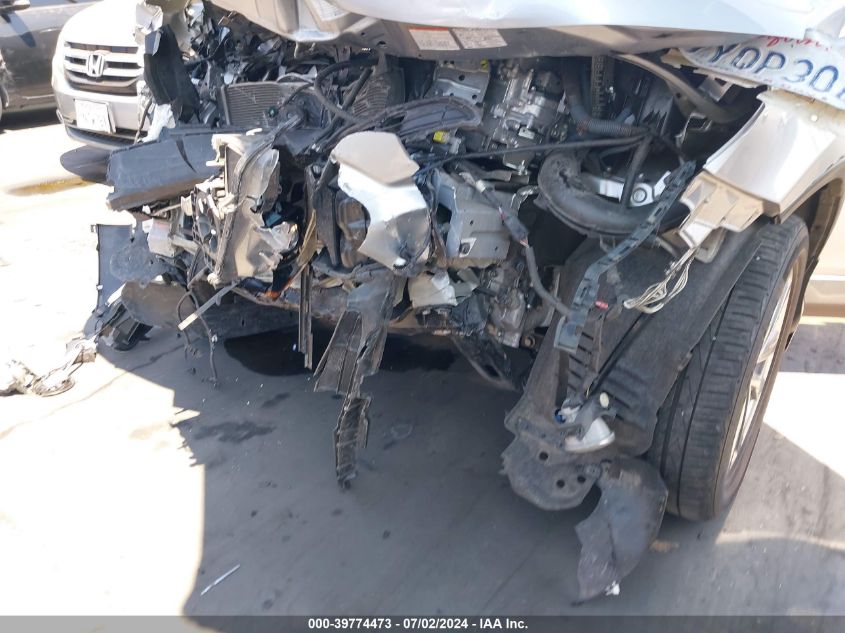 2017 Toyota Rav4 Hv Limited VIN: JTMDJREV1HD125584 Lot: 39774473