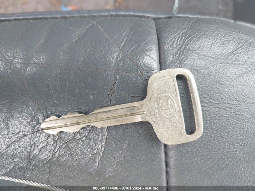 1999 Toyota 4Runner Sr5 V6 VIN: JT3GN86R5X0123747 Lot: 39774496