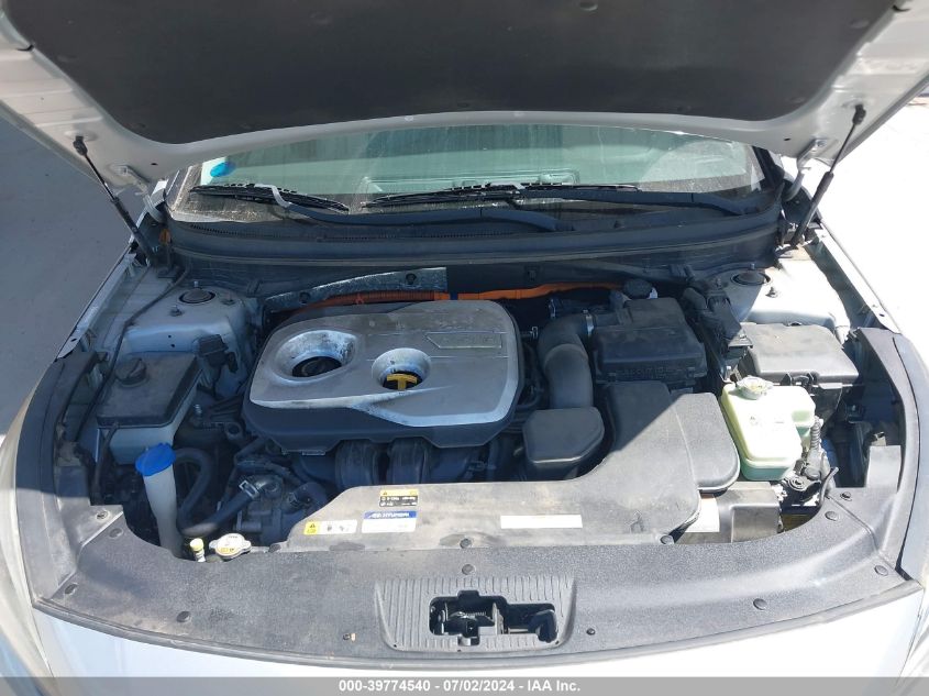 2017 Hyundai Sonata Hybrid Se VIN: KMHE24L11HA046997 Lot: 39774540