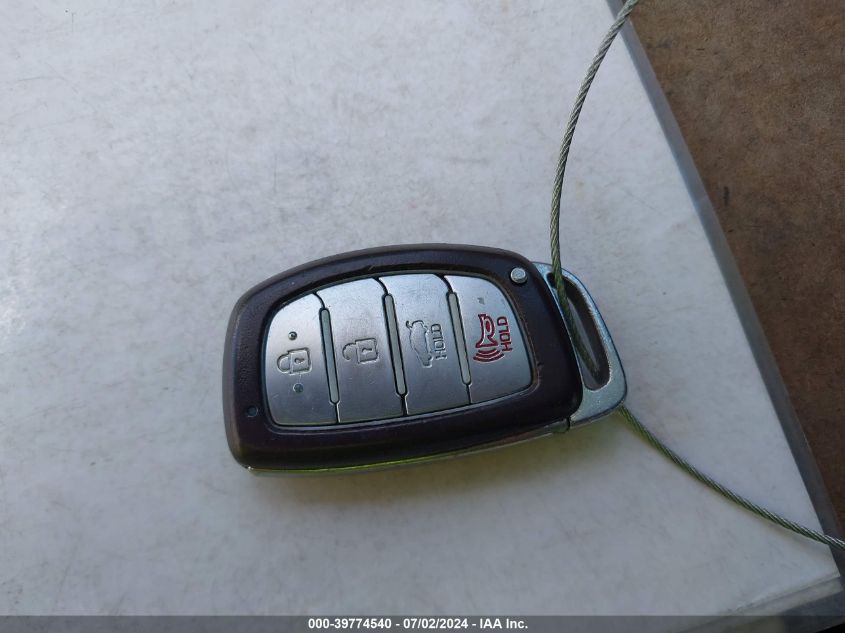 2017 Hyundai Sonata Hybrid Se VIN: KMHE24L11HA046997 Lot: 39774540