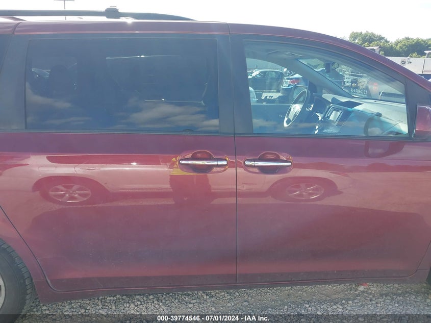 2013 Toyota Sienna Xle V6 8 Passenger VIN: 5TDYK3DC2DS347223 Lot: 39774546