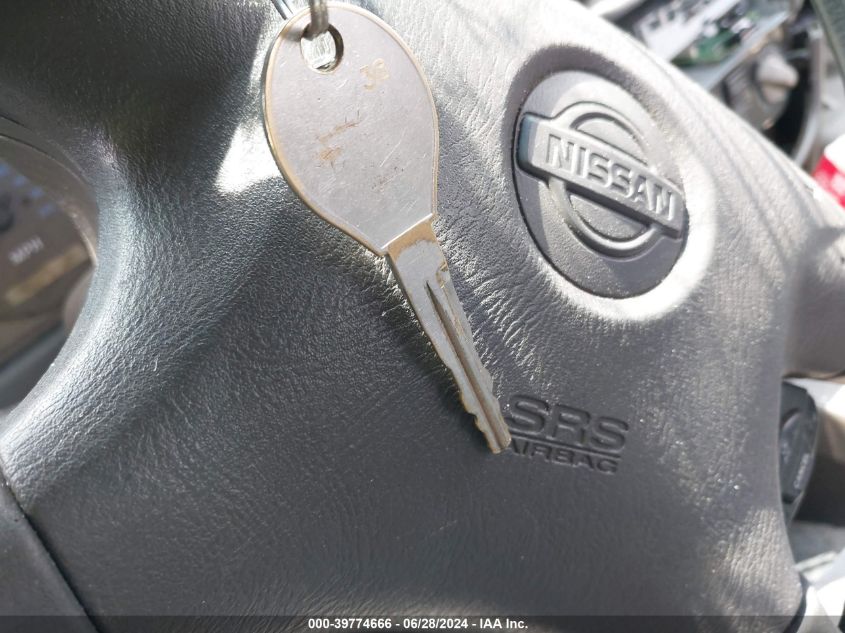 2000 Nissan Sentra Gxe/Xe VIN: 3N1CB51D4YL354272 Lot: 39774666