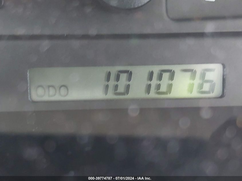 2004 Toyota Camry Le VIN: 4T1BE32K84U821285 Lot: 39774787