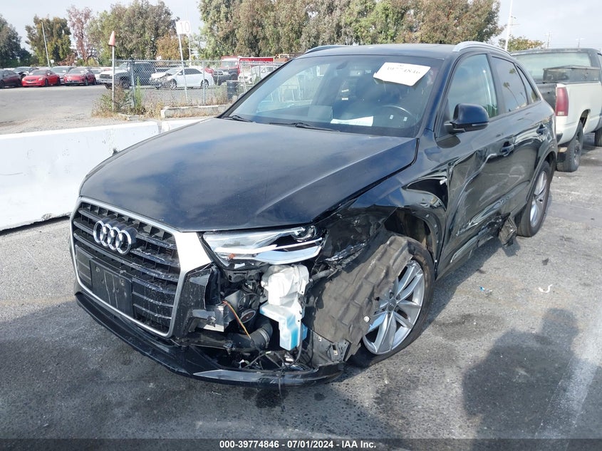2018 Audi Q3 2.0T Premium/2.0T Sport Premium VIN: WA1BCCFS1JR005676 Lot: 39774846