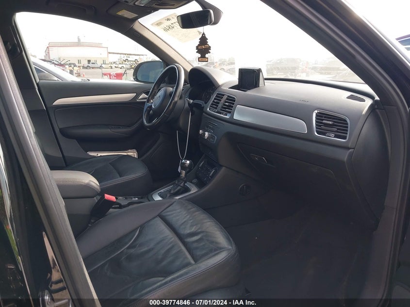 2018 Audi Q3 2.0T Premium/2.0T Sport Premium VIN: WA1BCCFS1JR005676 Lot: 39774846