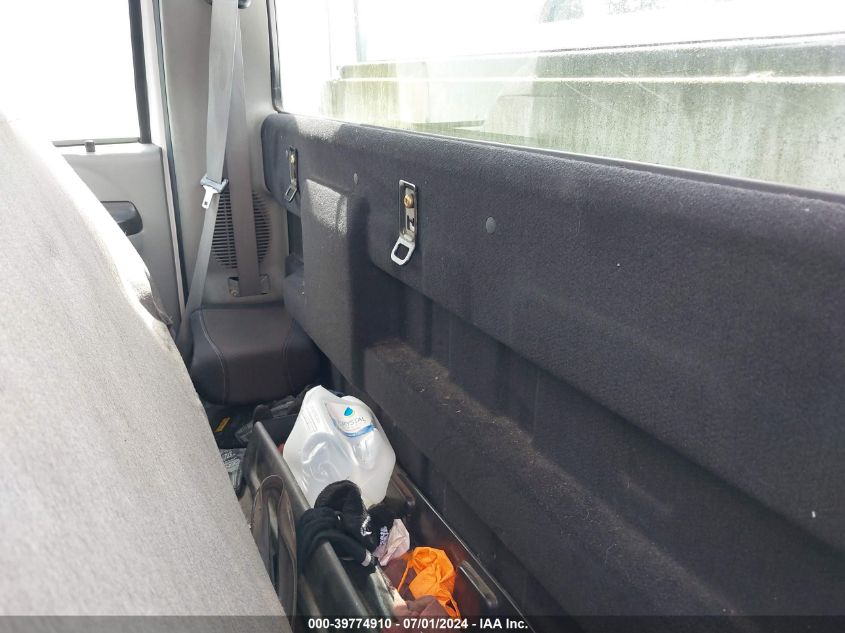 2005 Ford F-350 Xl/Xlt VIN: 1FDWF305X5EB57983 Lot: 39774910