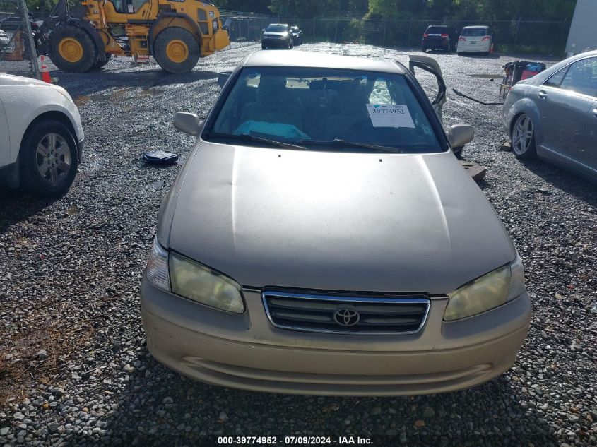 2000 Toyota Camry Ce VIN: 4T1BG22K1YU617874 Lot: 39774952