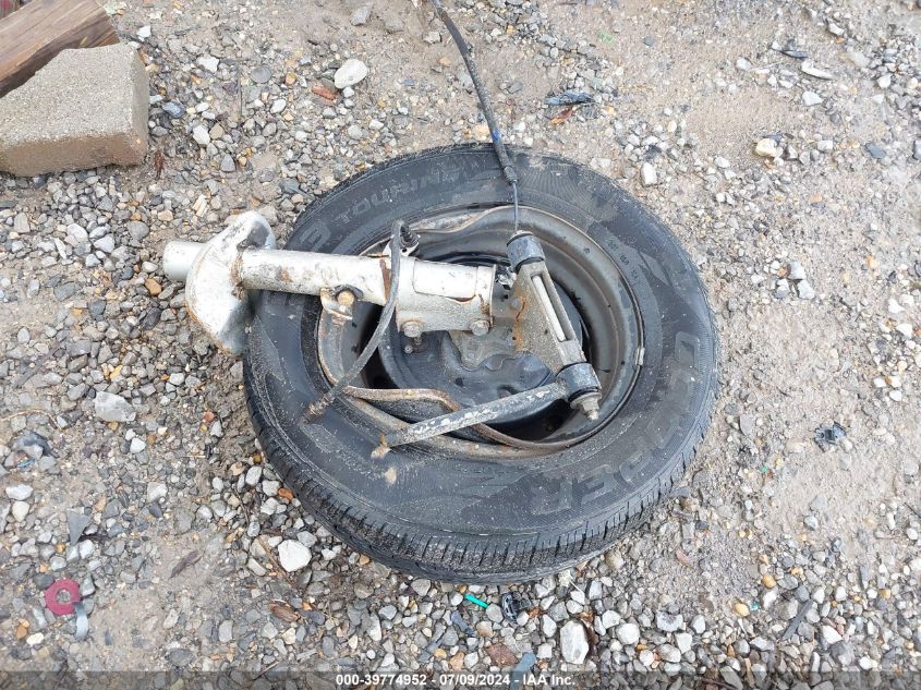 2000 Toyota Camry Ce VIN: 4T1BG22K1YU617874 Lot: 39774952