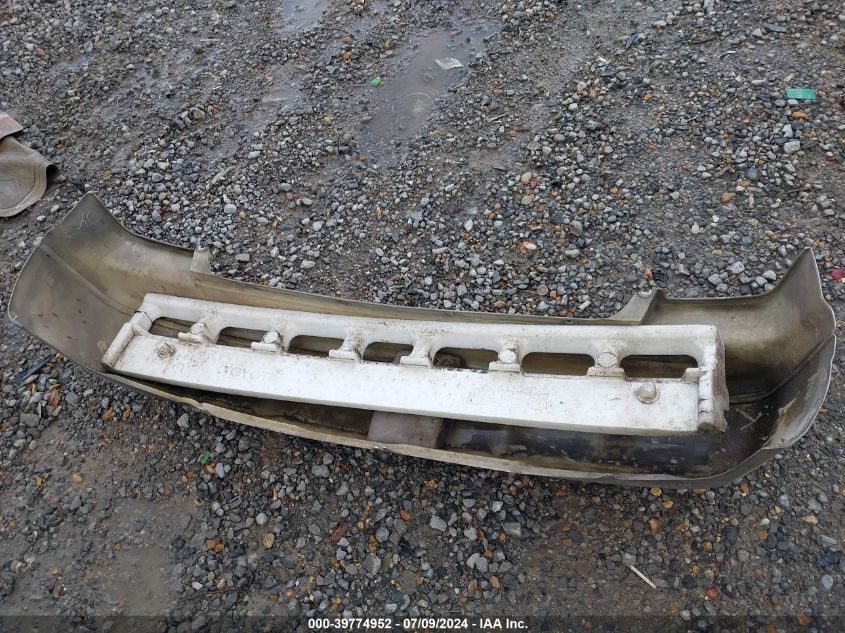 2000 Toyota Camry Ce VIN: 4T1BG22K1YU617874 Lot: 39774952