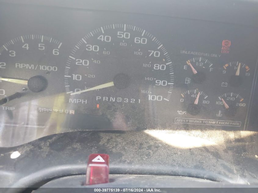 1997 Chevrolet Suburban 1500 VIN: 3GNFK16R8VG104939 Lot: 39775139