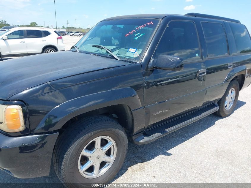 1999 GMC Yukon Denali VIN: 1GKEK13R3XR902460 Lot: 39775174