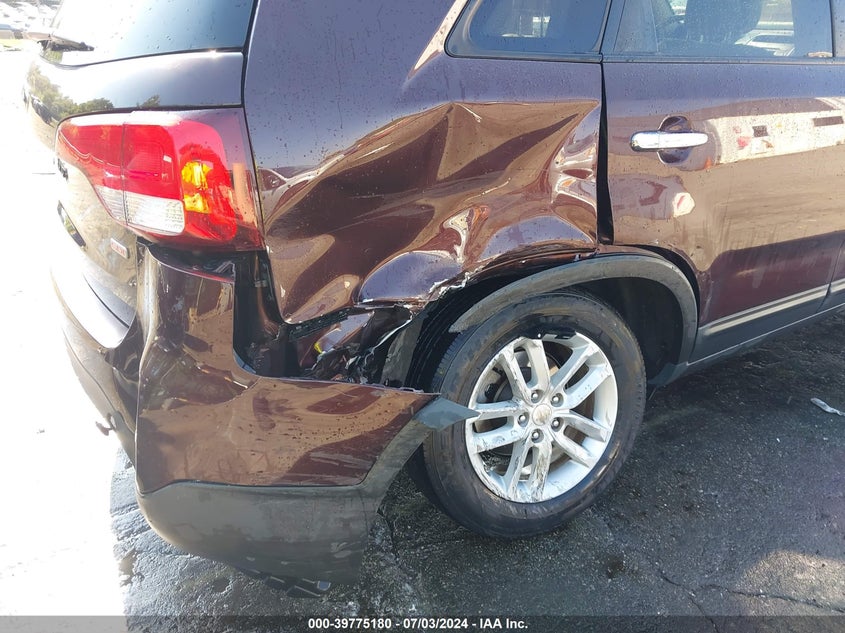 2015 Kia Sorento Lx VIN: 5XYKTCA69FG653286 Lot: 39775180