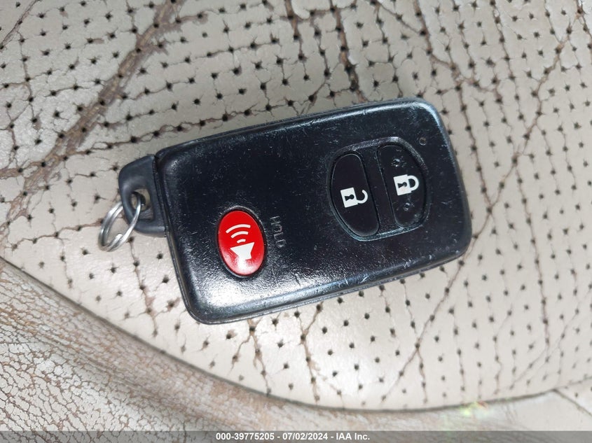 2011 Toyota Rav4 Limited VIN: 2T3YF4DV1BW095620 Lot: 39775205