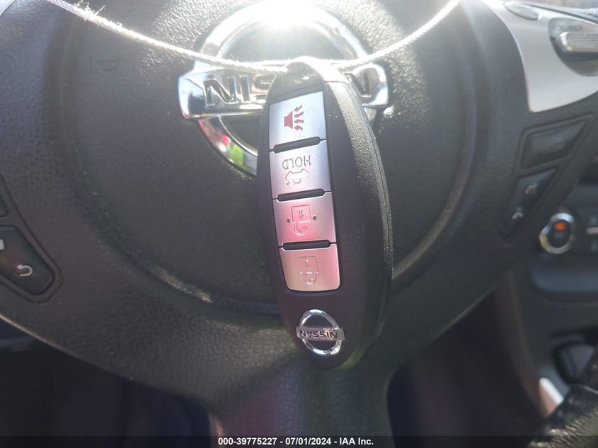 2016 Nissan Sentra Fe+ S/S/Sl/Sr/Sv VIN: 3N1AB7AP4GL670010 Lot: 39775227