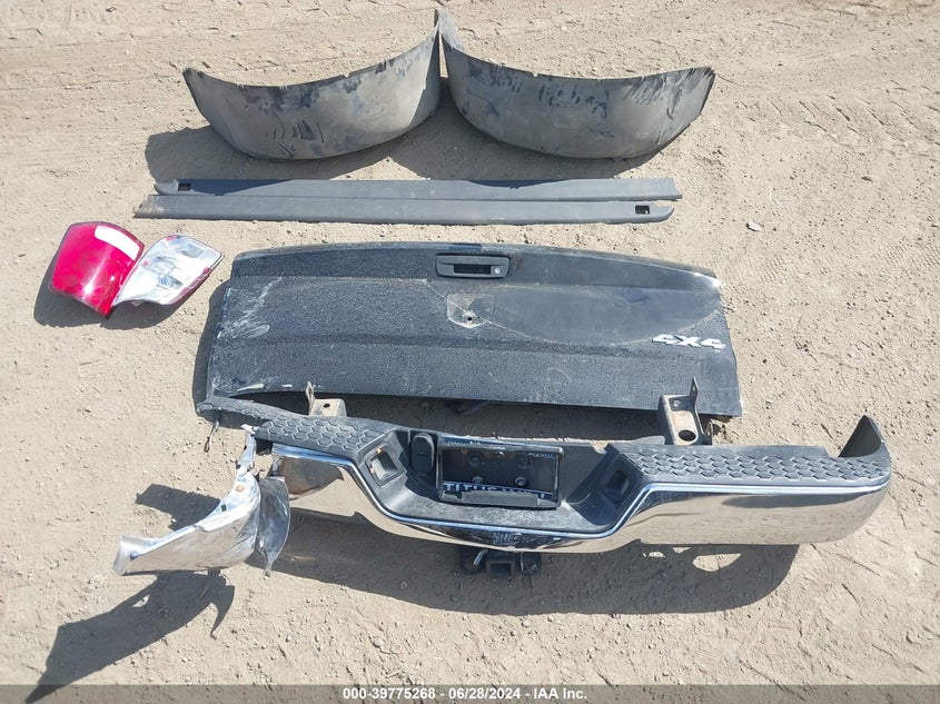 2015 Ram 1500 St VIN: 1C6RR7FT9FS593188 Lot: 39775268