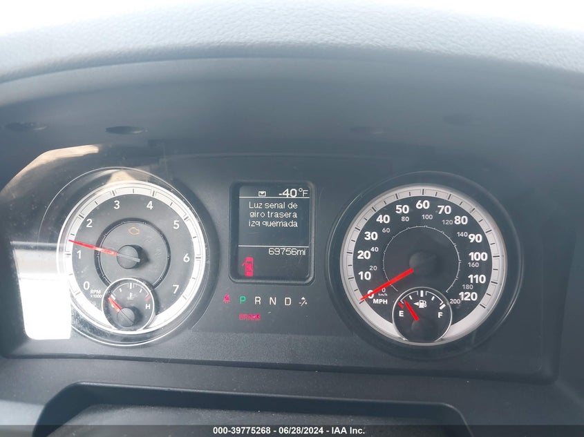 2015 Ram 1500 St VIN: 1C6RR7FT9FS593188 Lot: 39775268