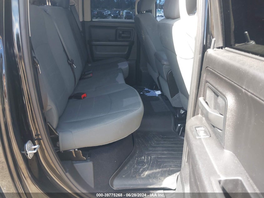 2015 Ram 1500 St VIN: 1C6RR7FT9FS593188 Lot: 39775268