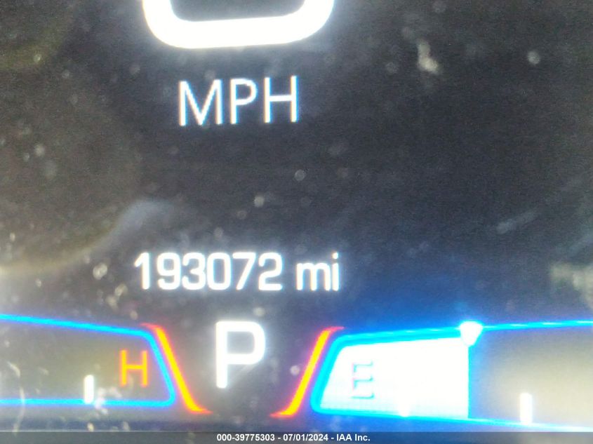 2015 Chrysler 300 Limited VIN: 2C3CCAAG3FH868007 Lot: 39775303