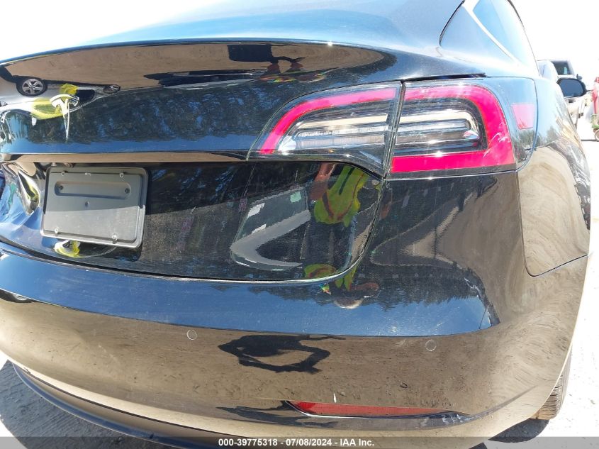 2020 Tesla Model 3 Standard Range Plus Rear-Wheel Drive/Standard Range Rear-Wheel Drive VIN: 5YJ3E1EA4LF736581 Lot: 39775318