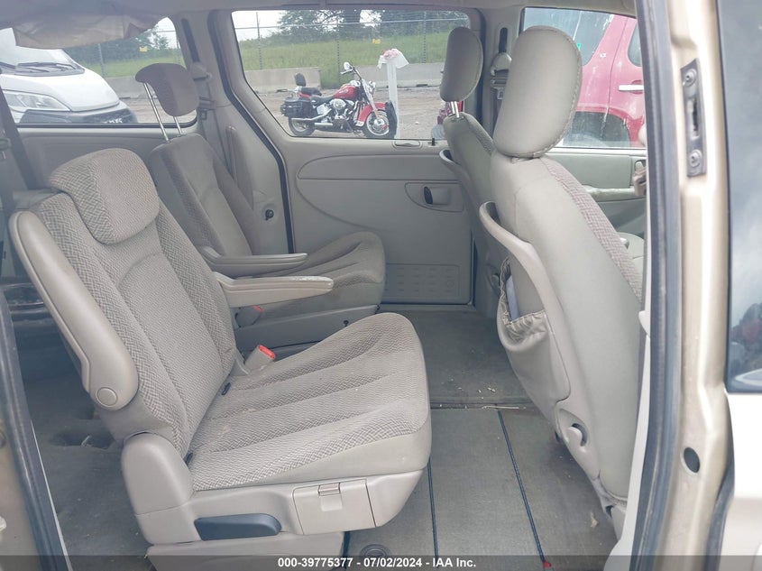 2007 Chrysler Town & Country Lx VIN: 2A4GP44R07R147553 Lot: 39775377