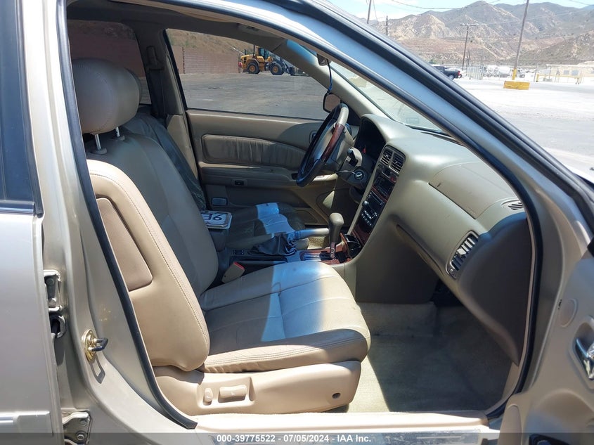 1999 Infiniti I30 Limited/Standard/Touring VIN: JNKCA21A3XT776854 Lot: 39775522