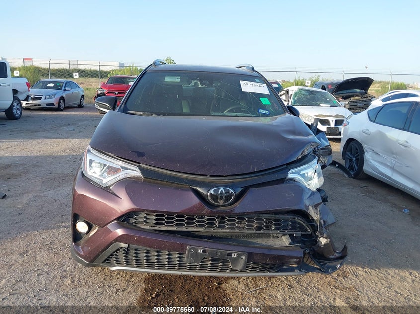 2017 TOYOTA RAV4 SE - 2T3NFREV2HW400209