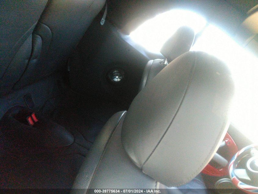 2006 Mini Cooper S VIN: WMWRH335X6TK57759 Lot: 39775634