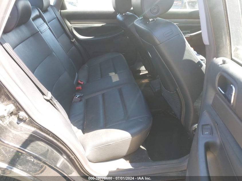 2001 Audi A4 1.8 T VIN: WAUDC68D31A072581 Lot: 39775680